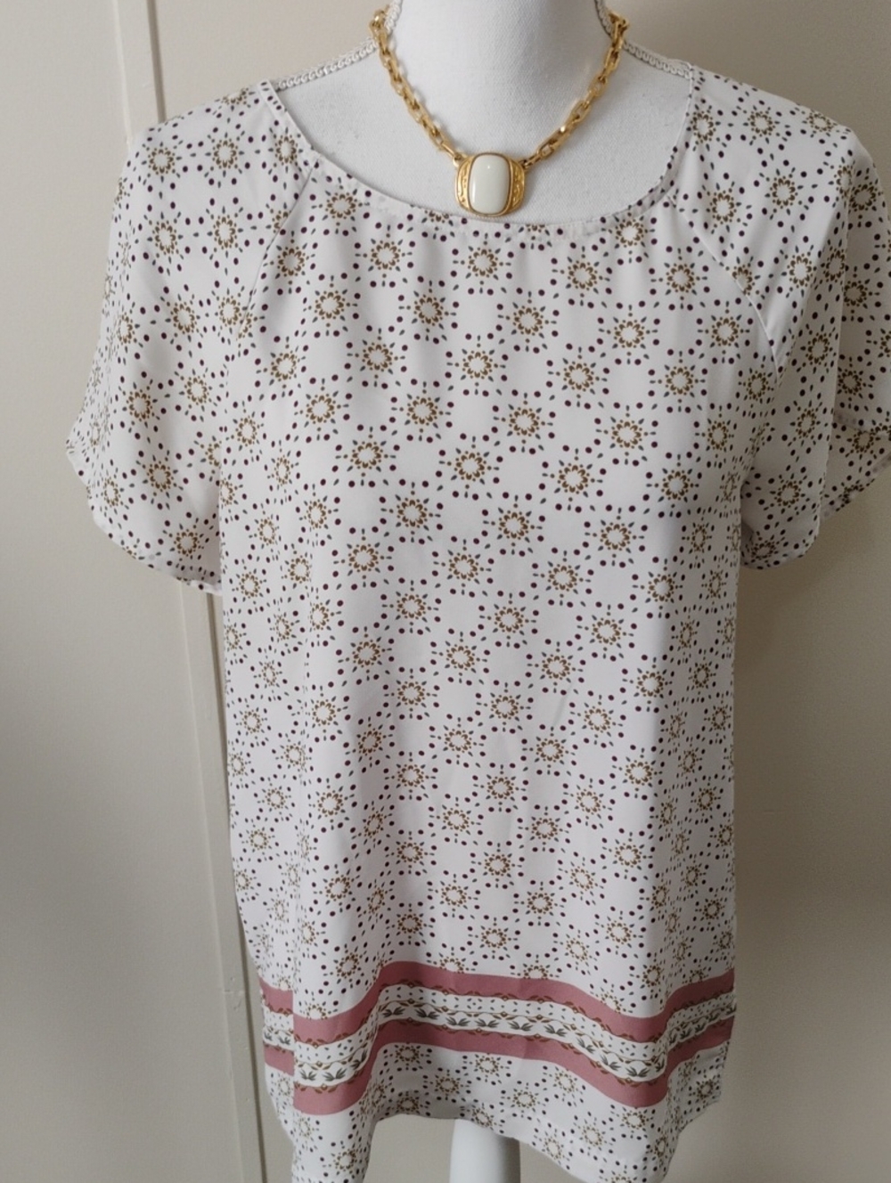 LOFT White Short-Sleeve Blouse with Brown Floral Dot Print and Dusty Pink Border